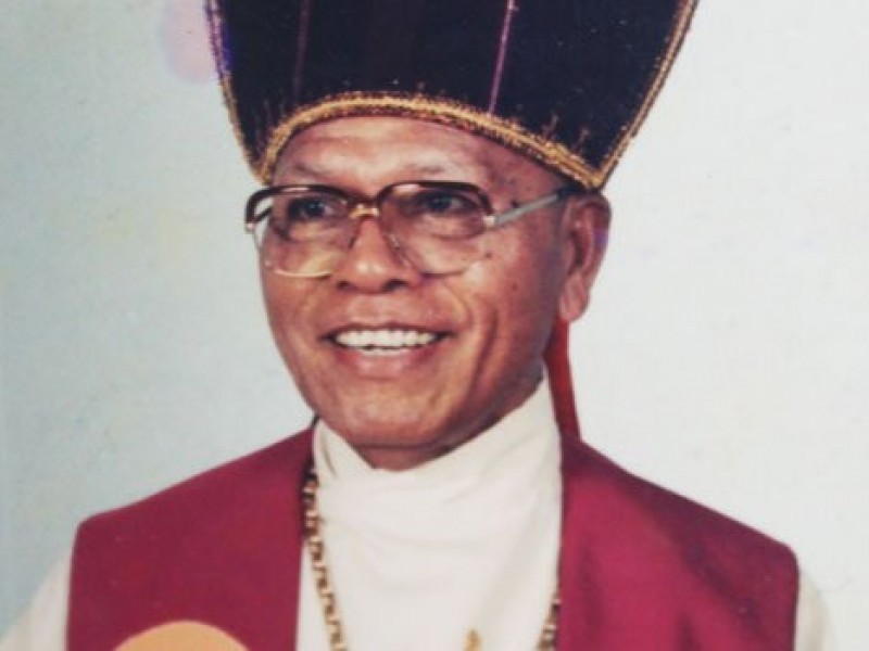 DONATUS DJAGOM  (Kepala Sekolah ke-4 SMAK Syuradikara)